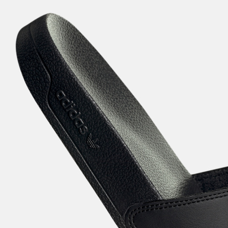 Шлепанцы ADILETTE LITE M (RU 40.5 UK 8 USm 8.5 СМ 25.9; Black / White)